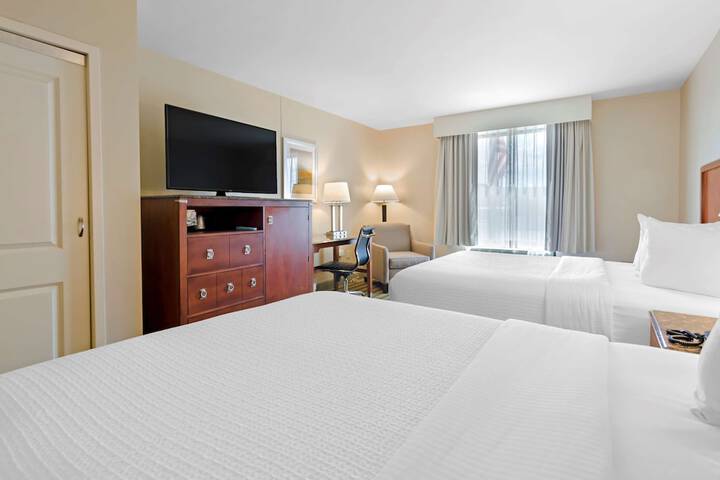 Room 20 of 27