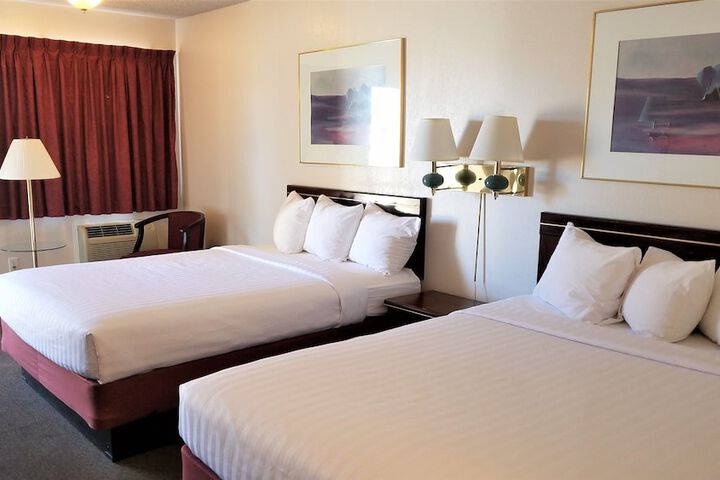 Room 8 of 22