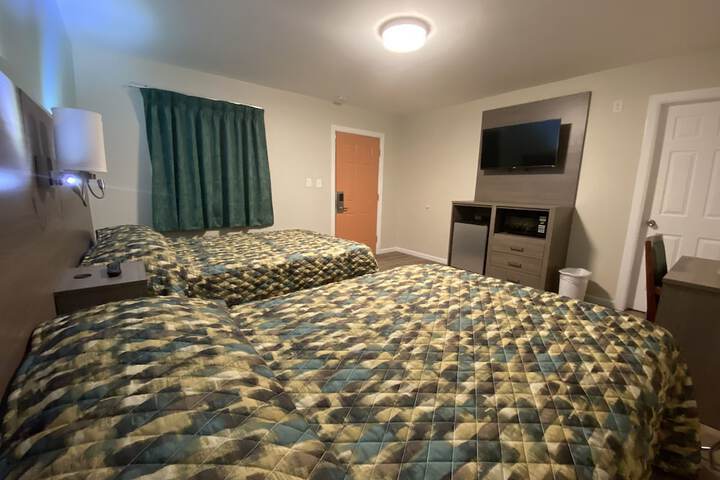 Room 14 of 15