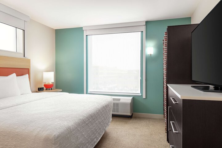 Room 14 of 34
