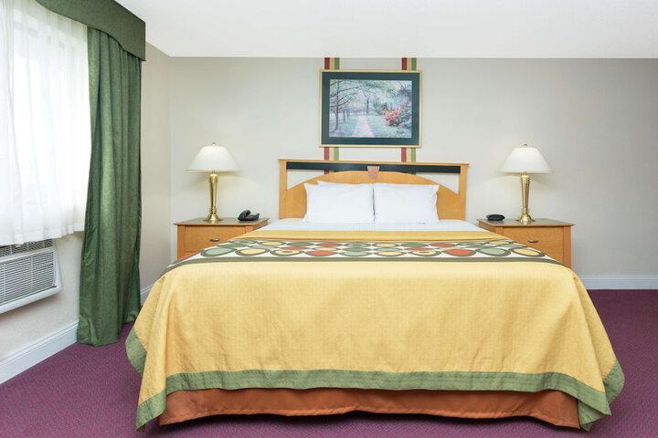 Room 14 of 17