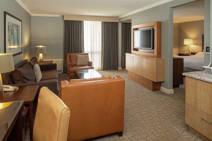 Room 14 of 37