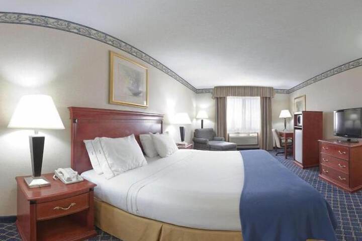 Holiday Inn Express Hotel & Suites Danville by IHG
