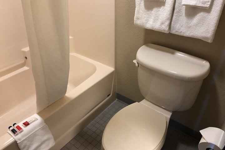 Room 36 of 76
