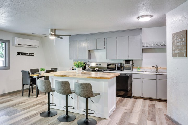 Family-friendly Broken Bow Home w / Grill!