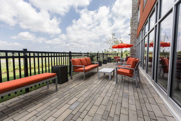Terrace/Patio 102 of 107