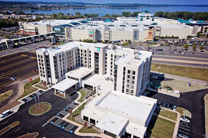 Embassy Suites by Hilton Syracuse Destiny USA