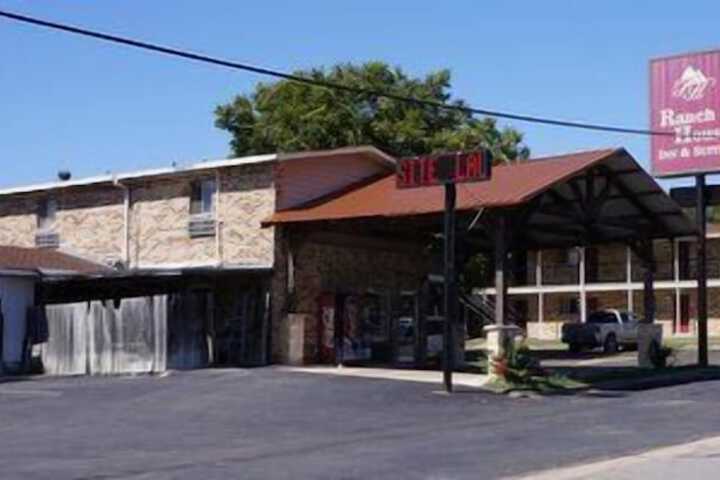 Hotel 3 of 47