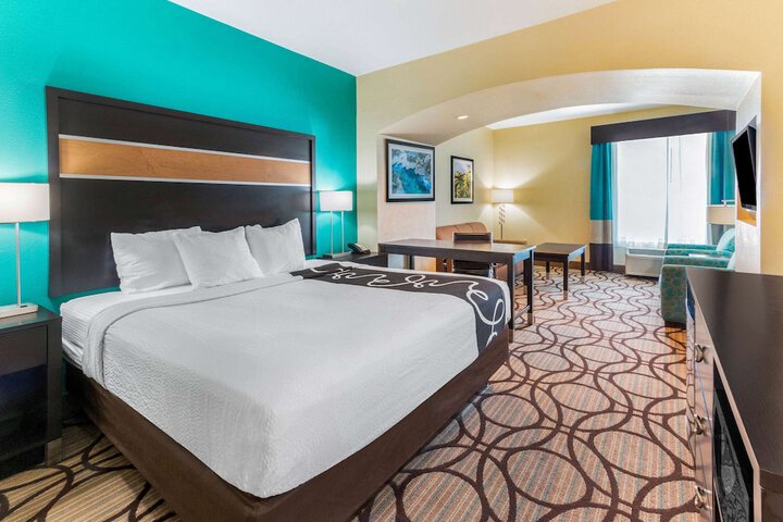 Room 34 of 46