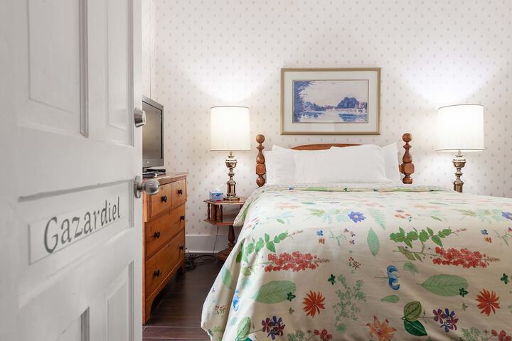 Room 40 of 115