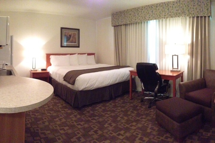 Room 8 of 14