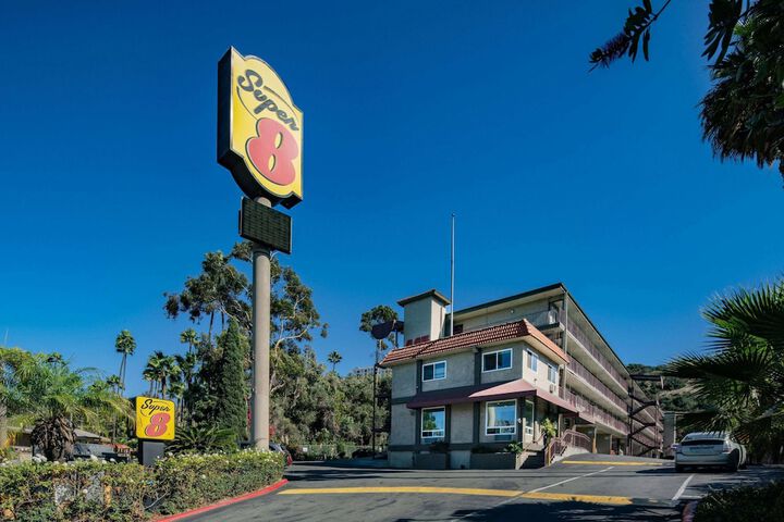 Hotel 3 of 43