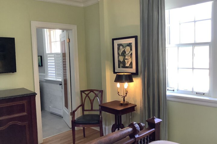 Room 25 of 35