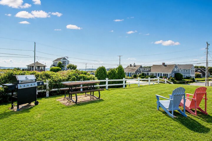 Colonial Acres Resort
