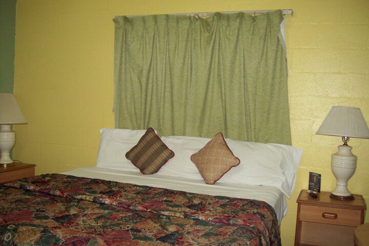 Room 31 of 40