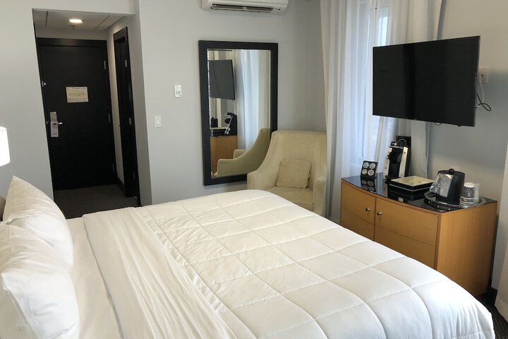 Room 14 of 56
