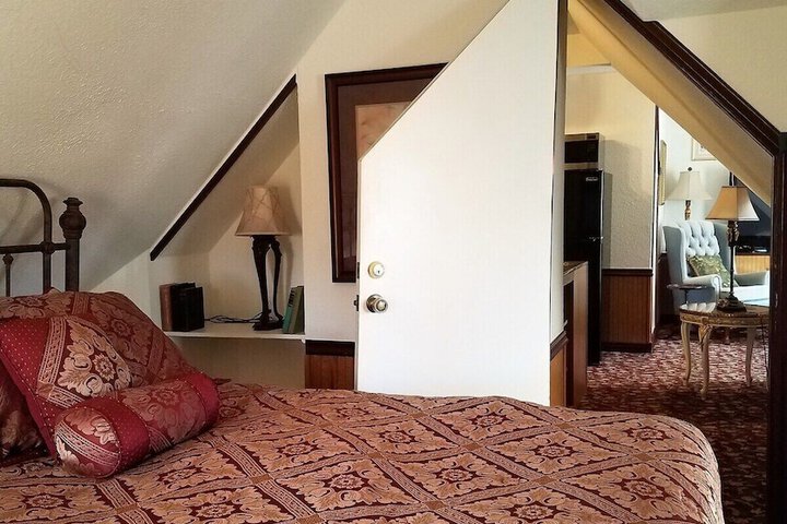 Room 67 of 74