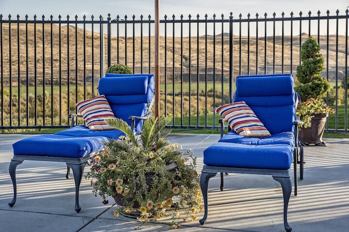 Sundeck 116 of 145