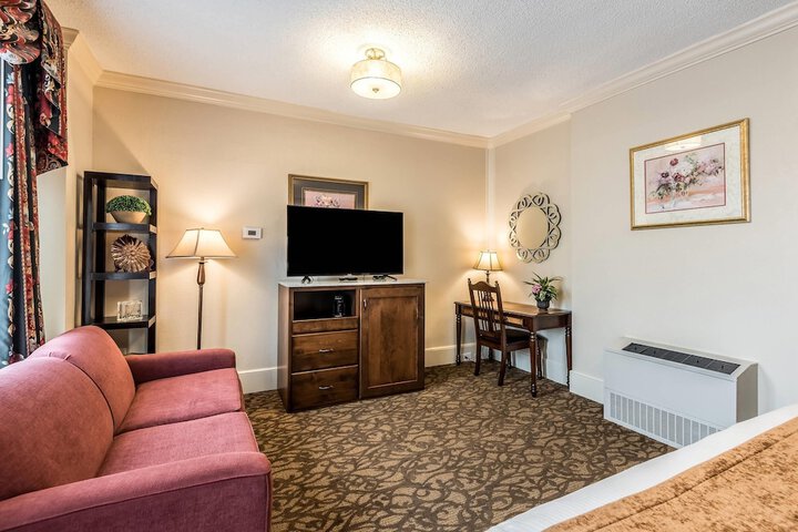 Hotel Bothwell Sedalia Central District an Ascend Collection Hotel