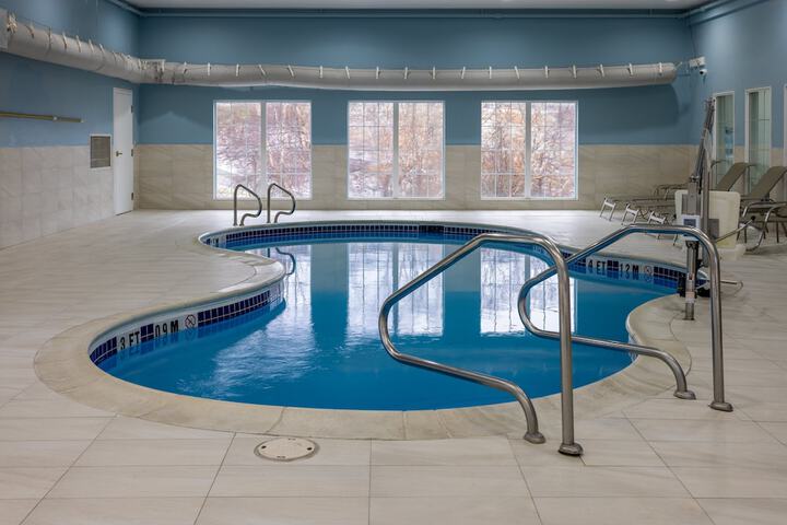 Pool 9 of 40