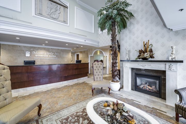 Monte Carlo Inn - Brampton Suites