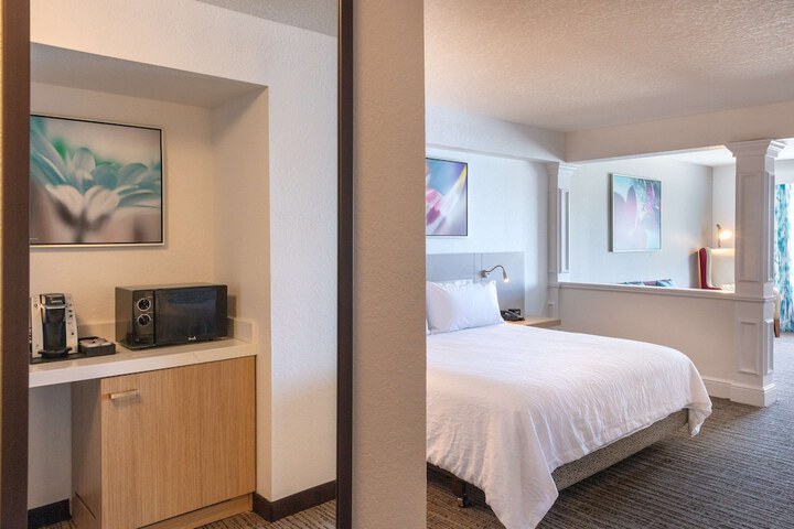 Room 36 of 115