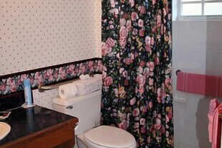 Room 21 of 84