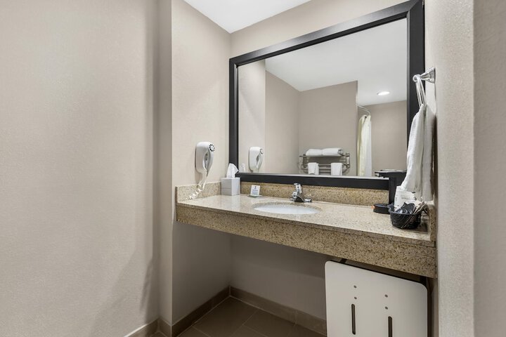 Best Western Gateway Adirondack Inn