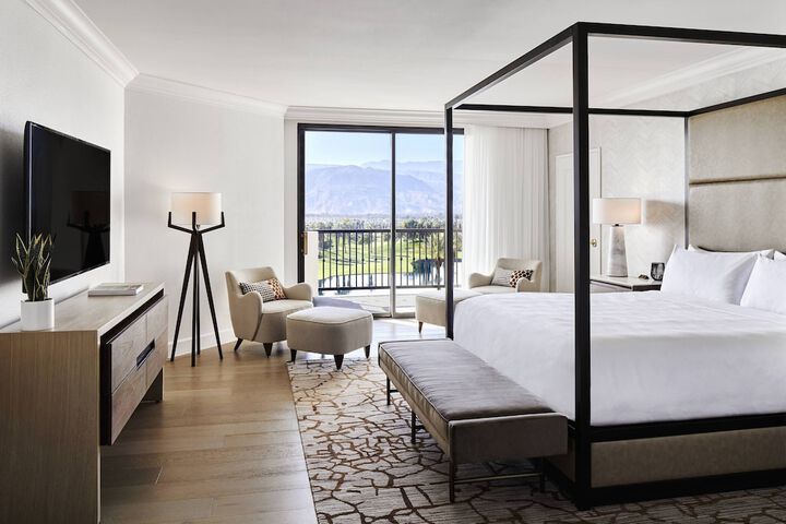 Room 87 of 195