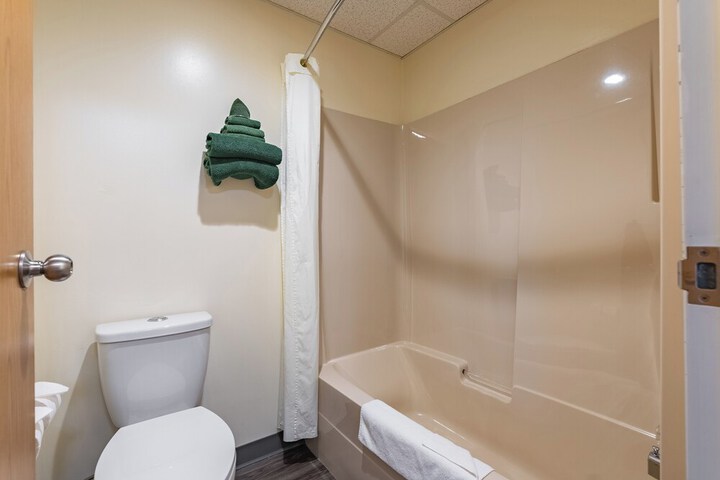 Woodland Inn Meadow Lake