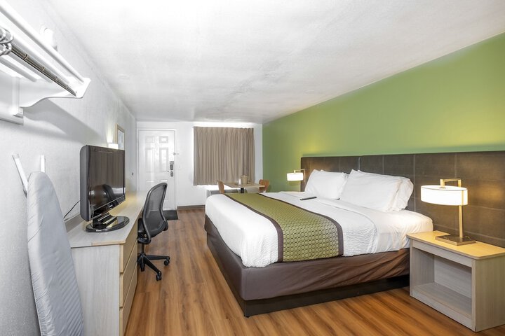 Room 26 of 30