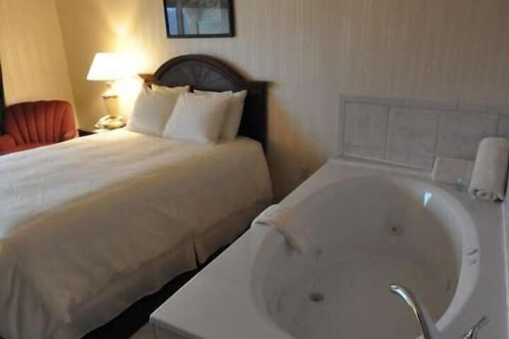 Hillside Inn