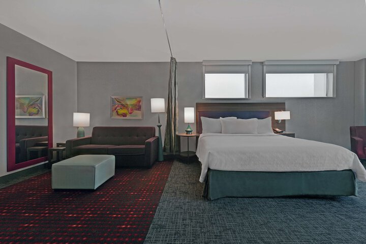 Room 31 of 43