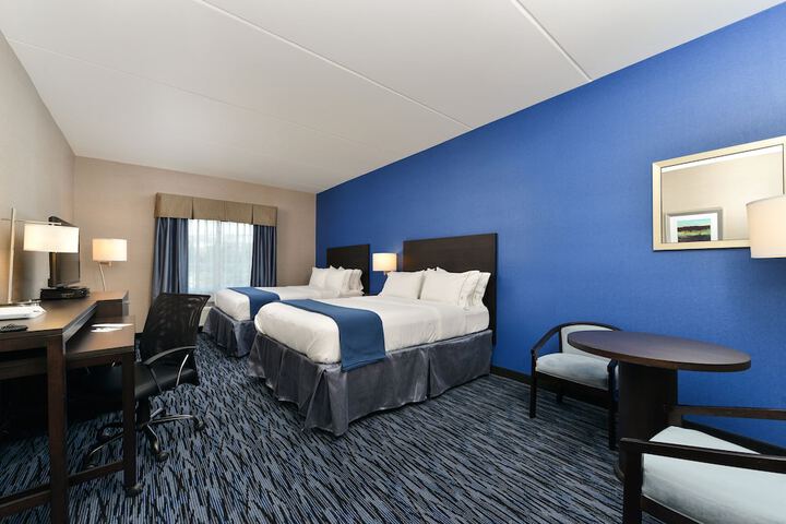 Room 13 of 47