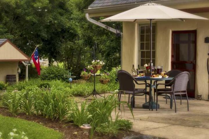 Jacob Rohrbach Inn