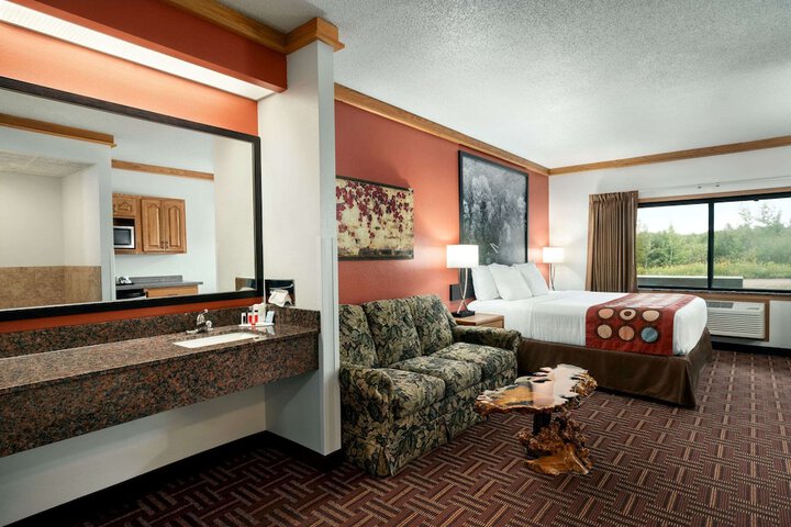 Room 18 of 41