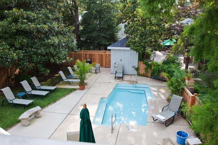 Pool 9 of 109