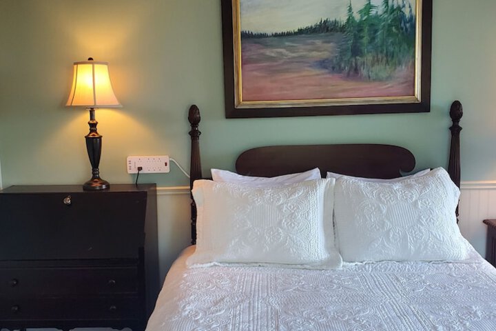 Room 14 of 64
