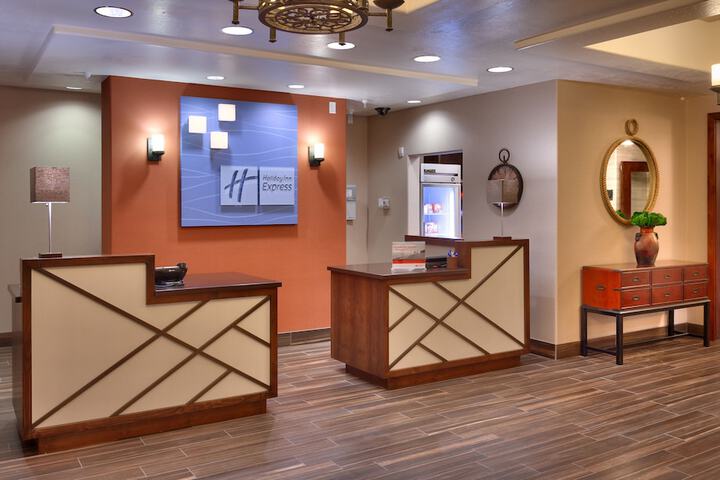 Hotel 2 of 57