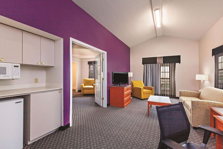 Room 41 of 66