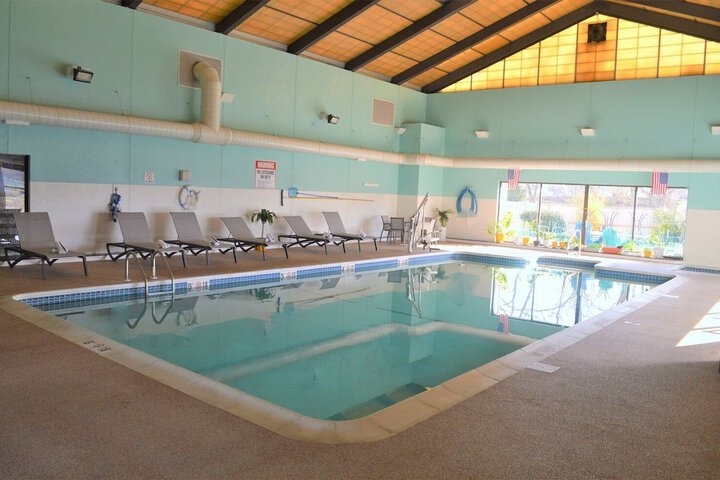 Pool 10 of 66