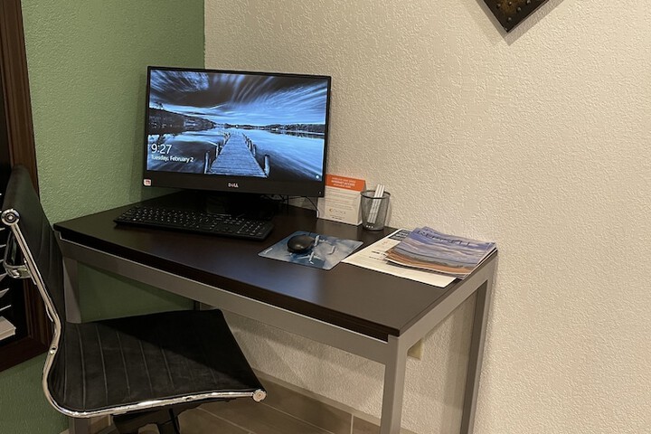 Business Center 46 of 46