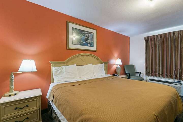 Rodeway Inn & Suites Enterprise