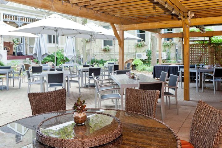 Idlewyld Inn & Spa