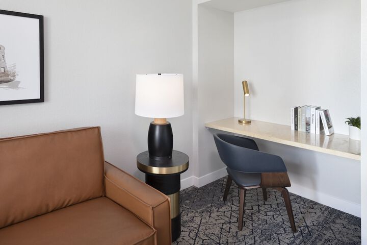 Sheraton Stonebriar Hotel