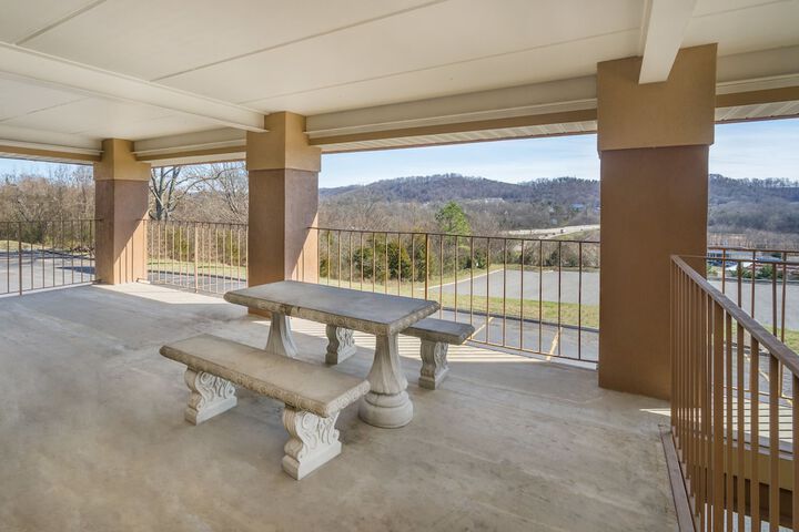 Terrace/Patio 13 of 13