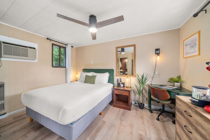 Room 62 of 181