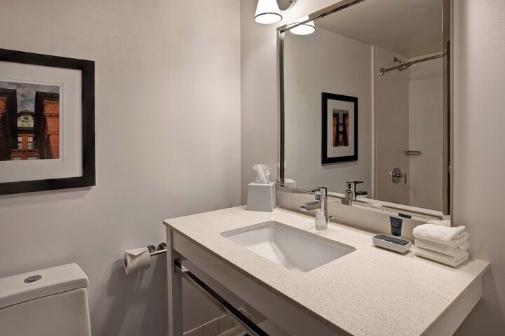 Four Points by Sheraton Peoria
