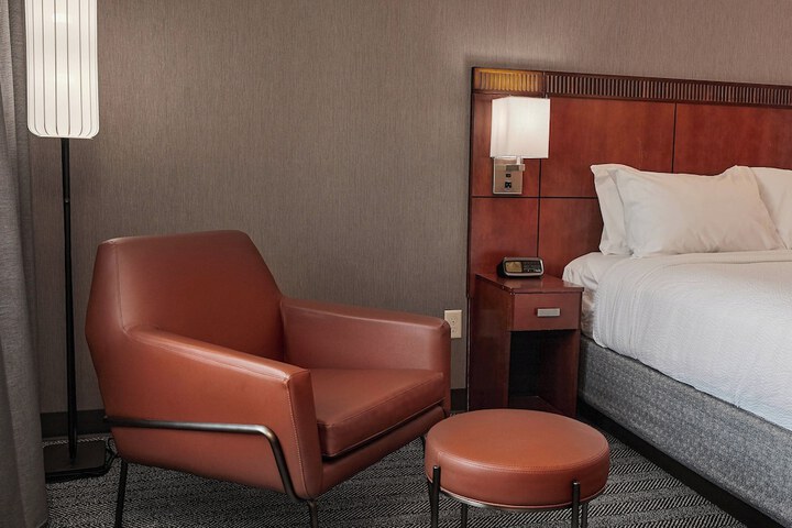 Courtyard by Marriott Medford Airport