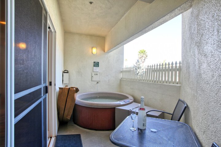 SeaVenture Beach Hotel